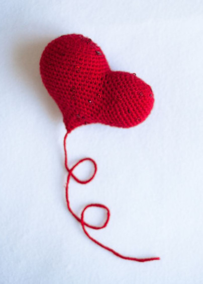 hot wo knit a heart patch